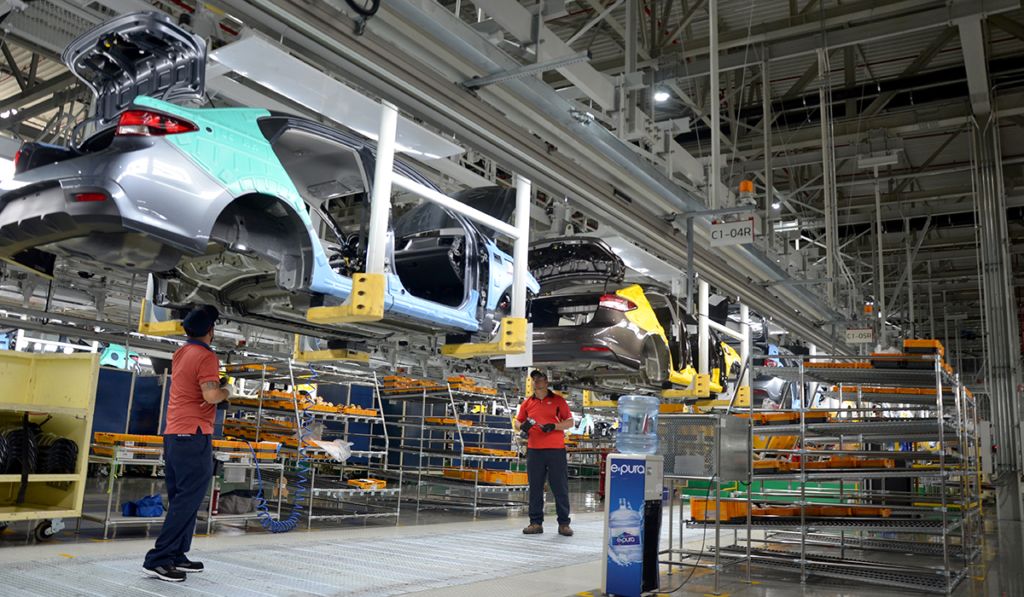 Está detenida la industria automotriz por cortes de energía eléctrica