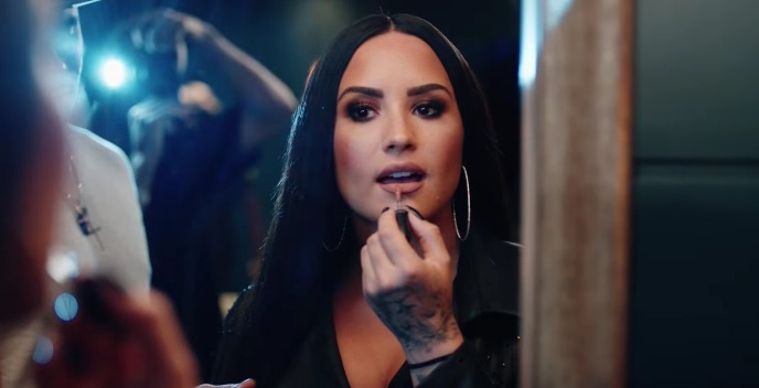 Demi Lovato estuvo a punto de morir varias veces a causa de sobredosis