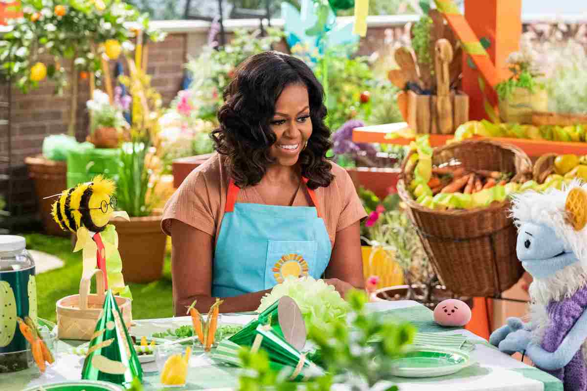 Michelle Obama crea programa de cocina para niños en Netflix
