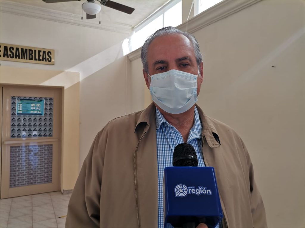 Miguel Delgado Purón, empresario y propietario de una gasolinera en Sabinas. Foto: Moisés Hernández