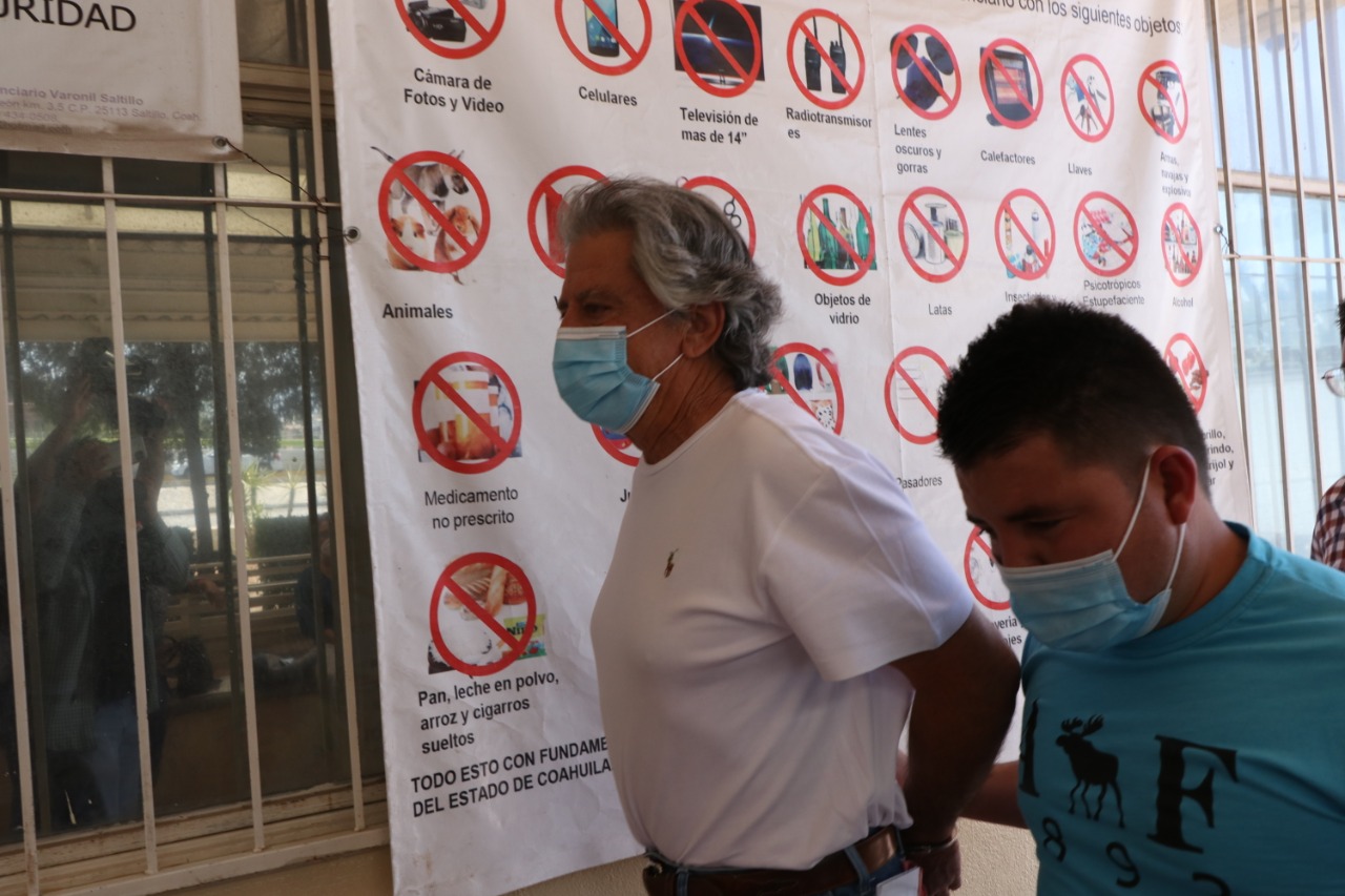 Detienen al ex alcalde de Parras; lo ingresan al penal de Saltillo