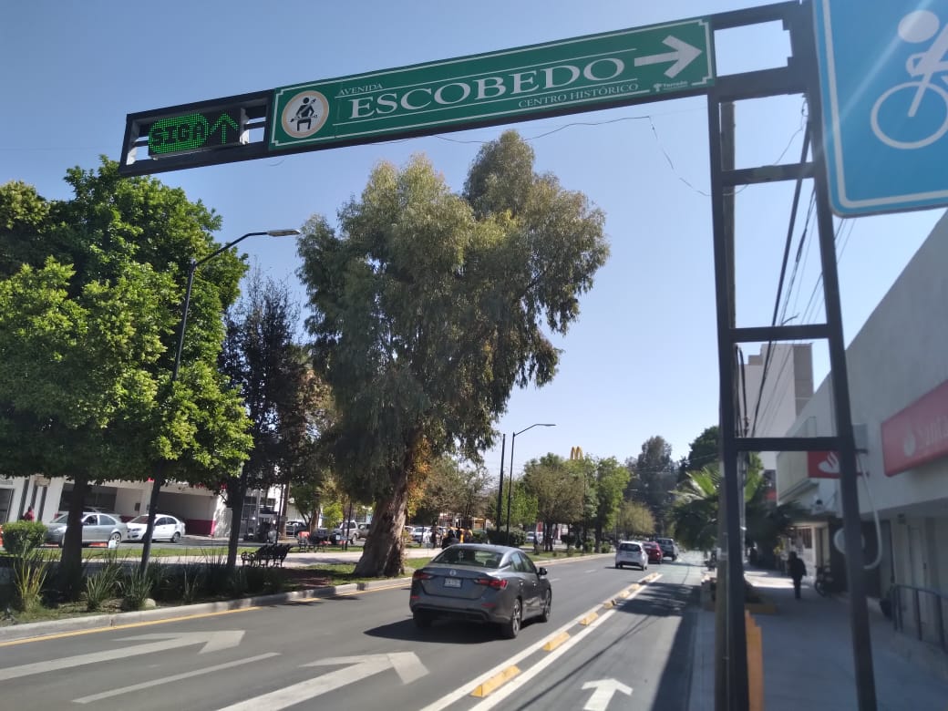 Acusan opacidad de Torreón en adquisición de semáforos LED