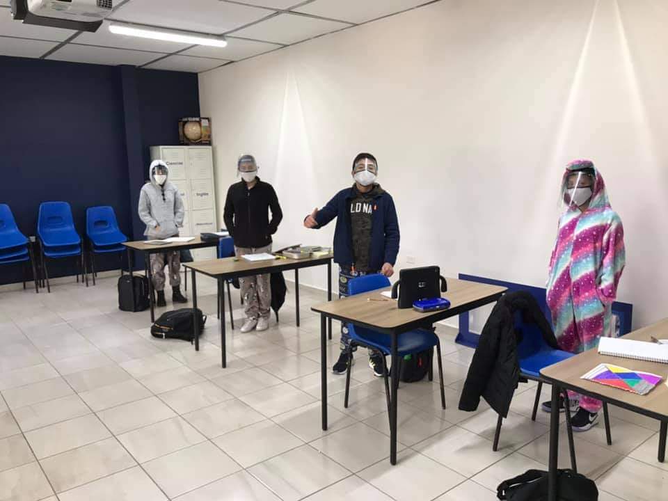 Hasta 60 % de alumnado recibe el Colegio Inglés en clases presenciales