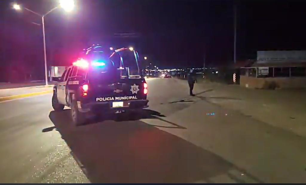 Un ex policía fue detenido cuando intentaba hacerle de pollero; llevaba 8 personas