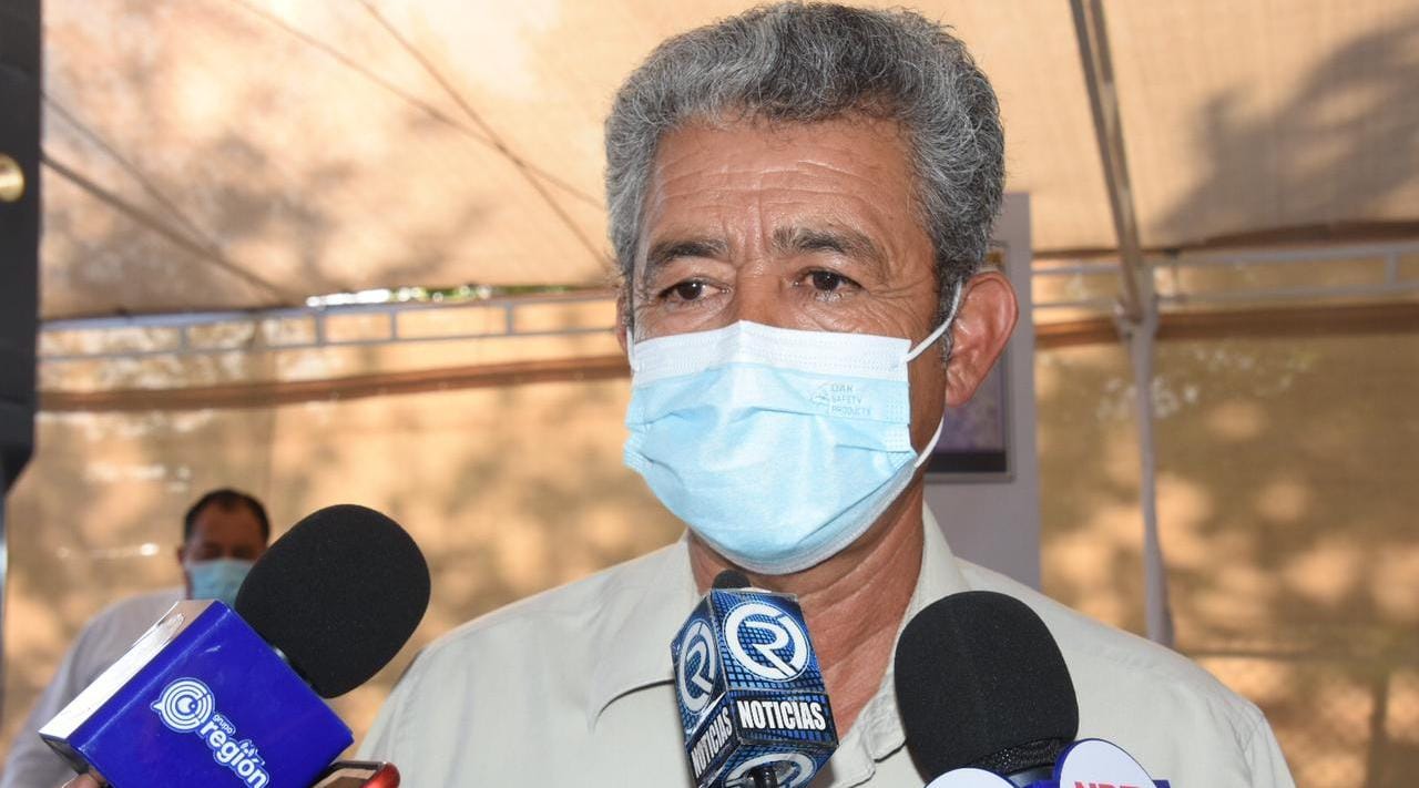 Inoculación de docentes ayudará a reactivar clases presenciales