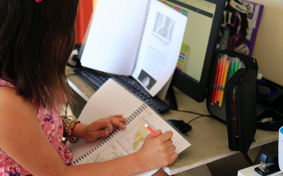 Educación media y superior volverá a las aulas con modelo híbrido en agosto