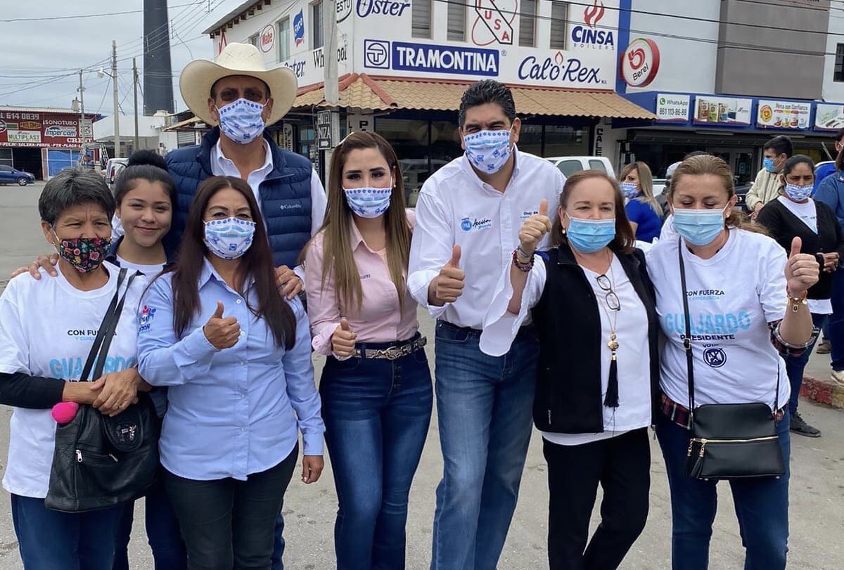 Visita Chuy de León la Carbonífera