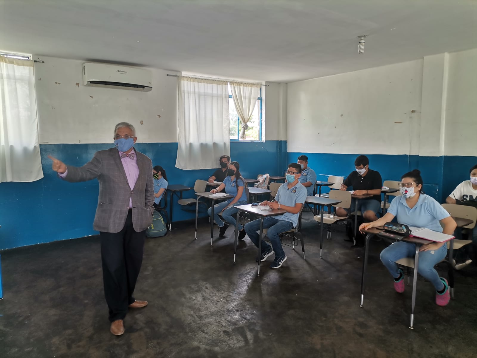 Ramiro Flores, una vida entregada a la docencia