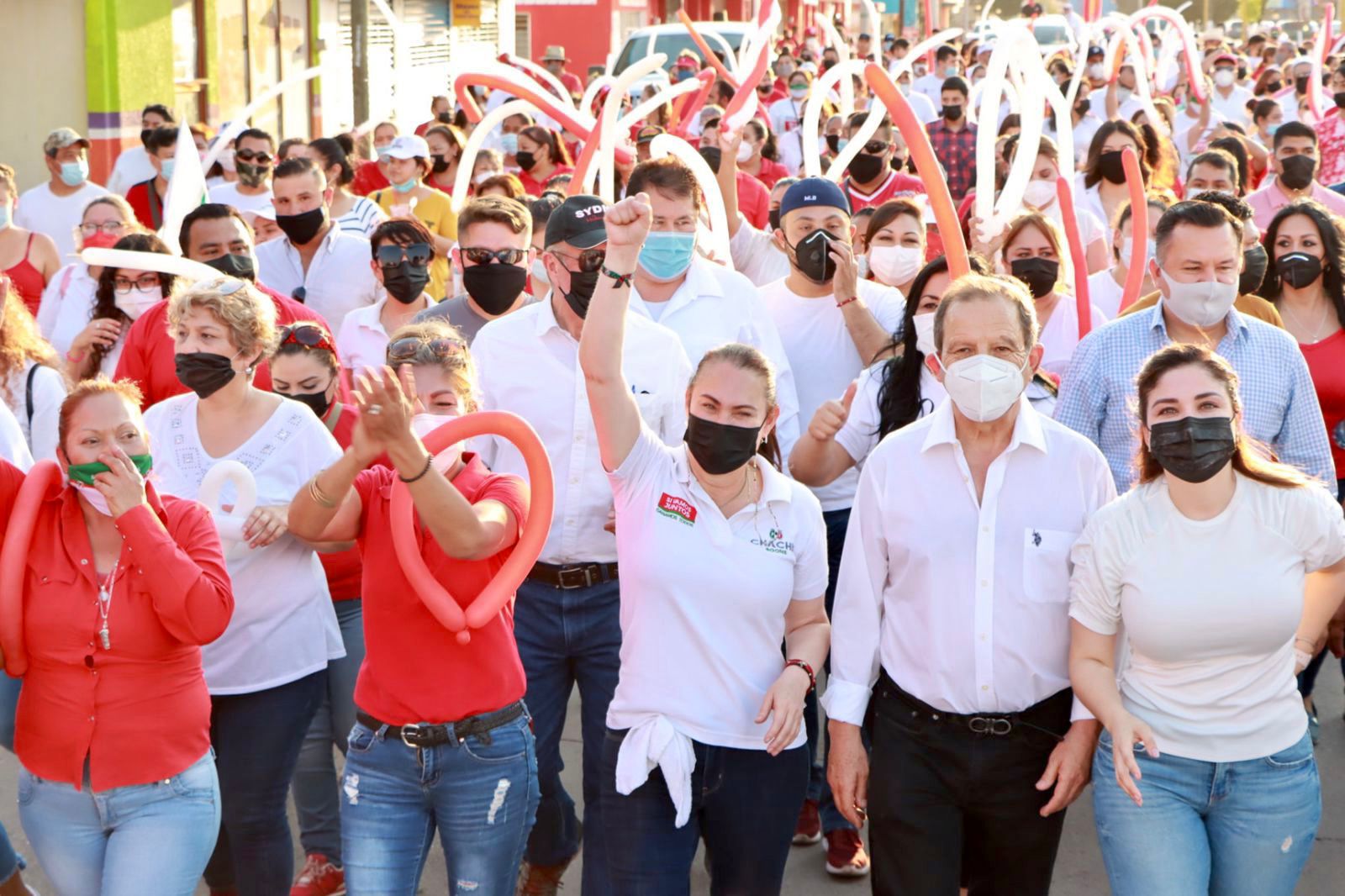 Muestran su apoyo total a Chachis Boone