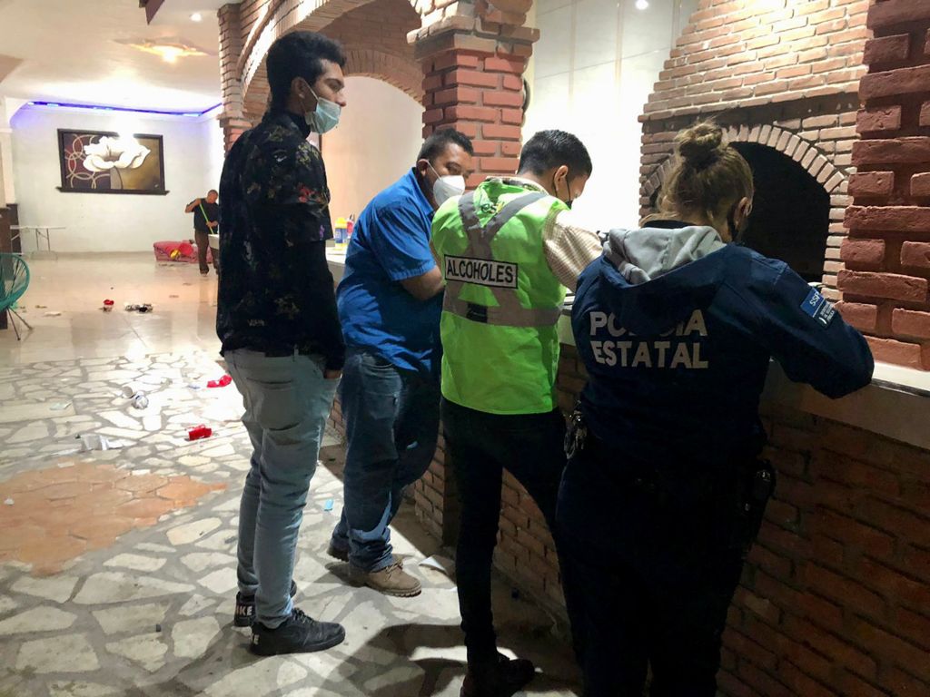 Clausuran quinta con evento de 250 personas en Torreón