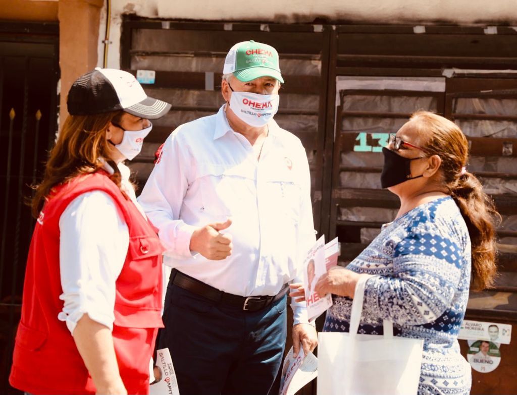 CHEMA FRAUSTRO FELICITA A LA MADRES SALTILLENSES