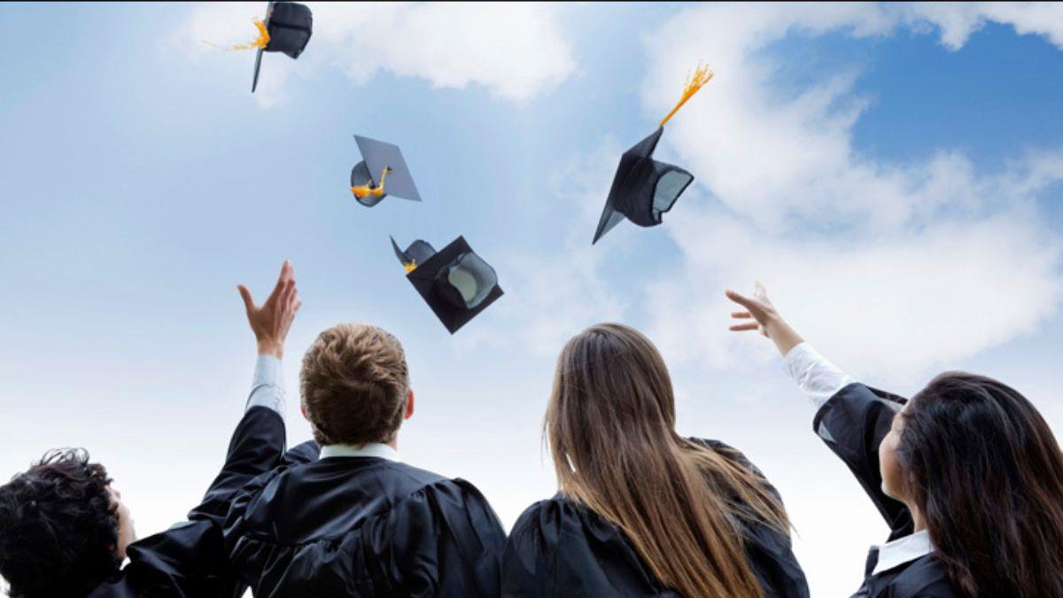 Sí habrán graduaciones presenciales en escuelas y facultades de la UAdeC