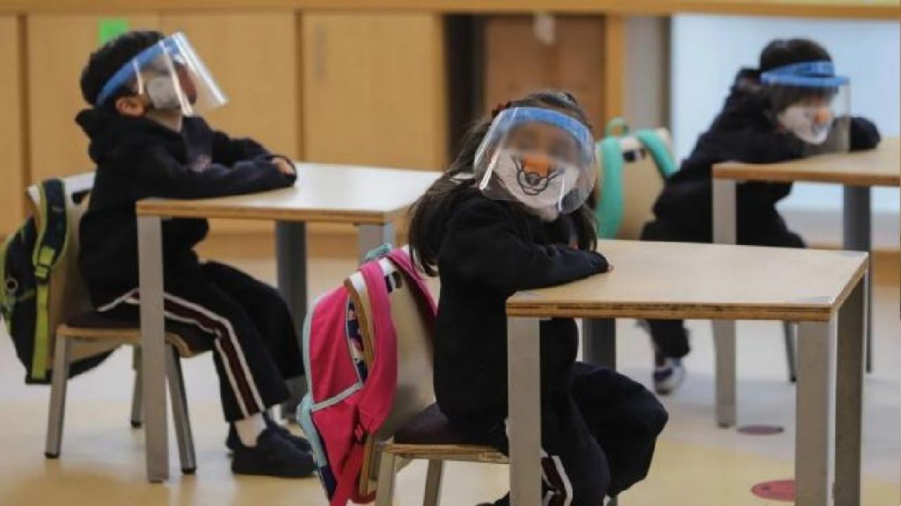 Si hay rebrote de Covid-19, volverán a clases en línea