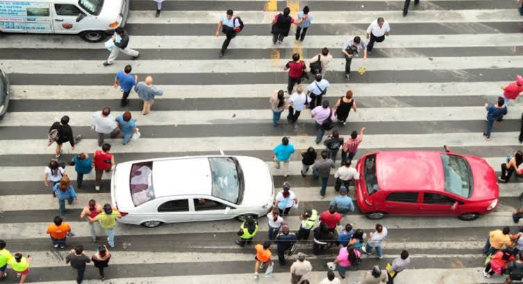 Peatones y conductores,  ¿Quiénes tienen la razón?
