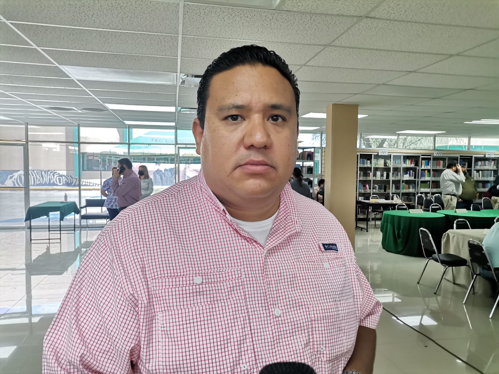 Exhortan a jóvenes trabajadores de 18 a 29 años a vacunarse