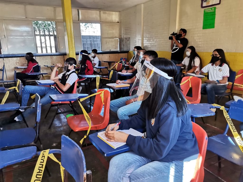 Ojalá y regresemos a las escuelas: Higinio González