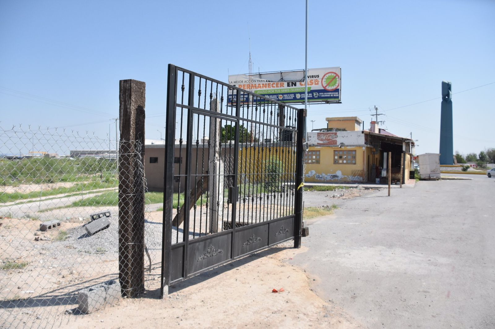 Pleito por terreno casi llega a incendio de restaurant, interponen denuncia