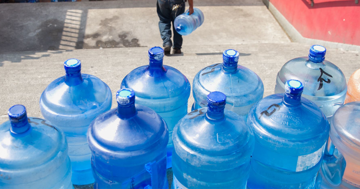 Sancionan a 12 purificadoras de agua por irregularidades en La Laguna