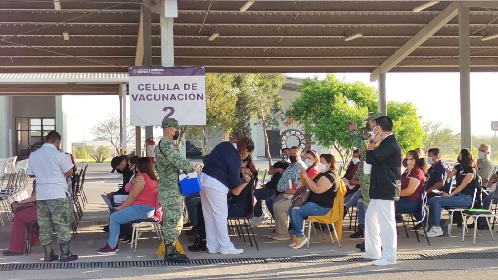 Vacunación no es motivo para bajar la guardia: Mesa de Salud