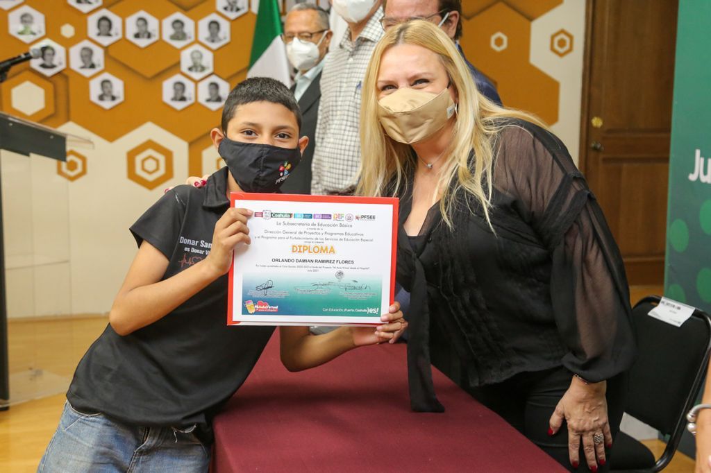 Ante la pandemia, Coahuila lleva clases al hospital