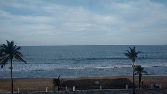 Joven de Torreón cae al mar mientras vacacionaba en Mazatlán