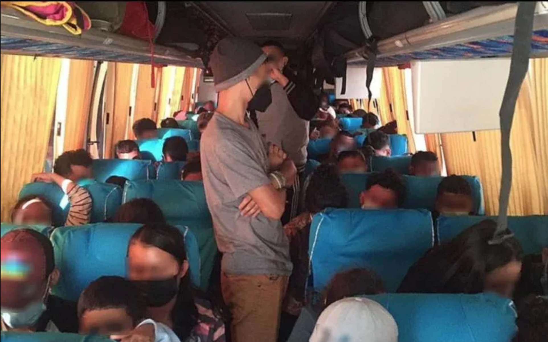 Aseguran a 146 migrantes; 50 son menores de edad