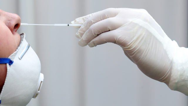 Detectan dos casos sospechosos de Covid en colegio de Piedras Negras