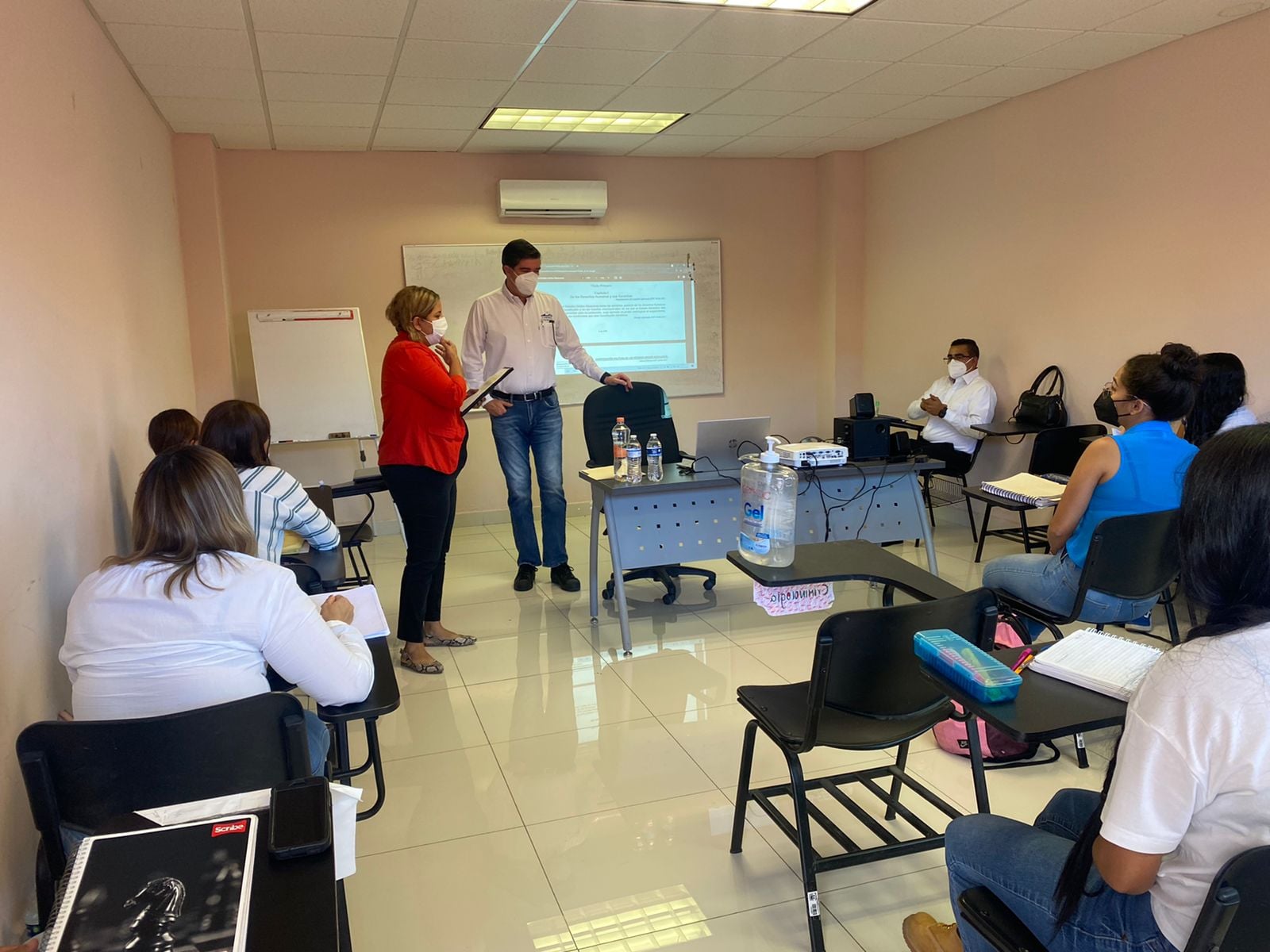 Capacitan a policías estatales en derechos humanos