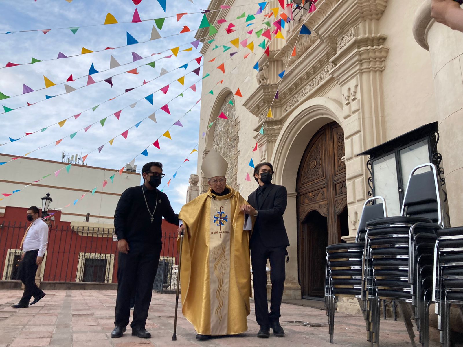 Celebra Obispo Emérito sus bodas de oro episcopales