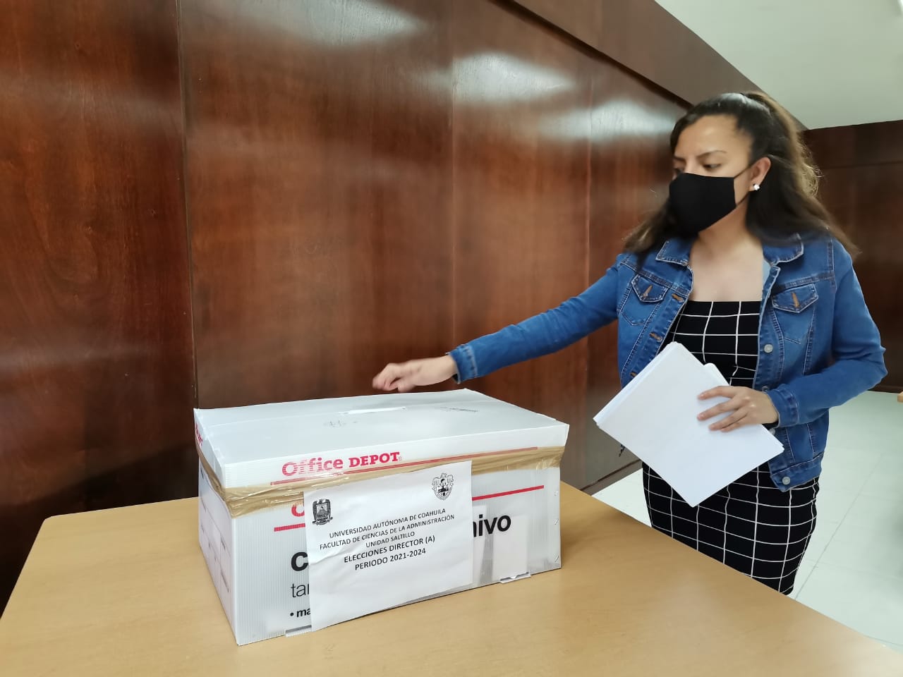 Votan por nuevo dirigente de FCA, contiende exdirectora