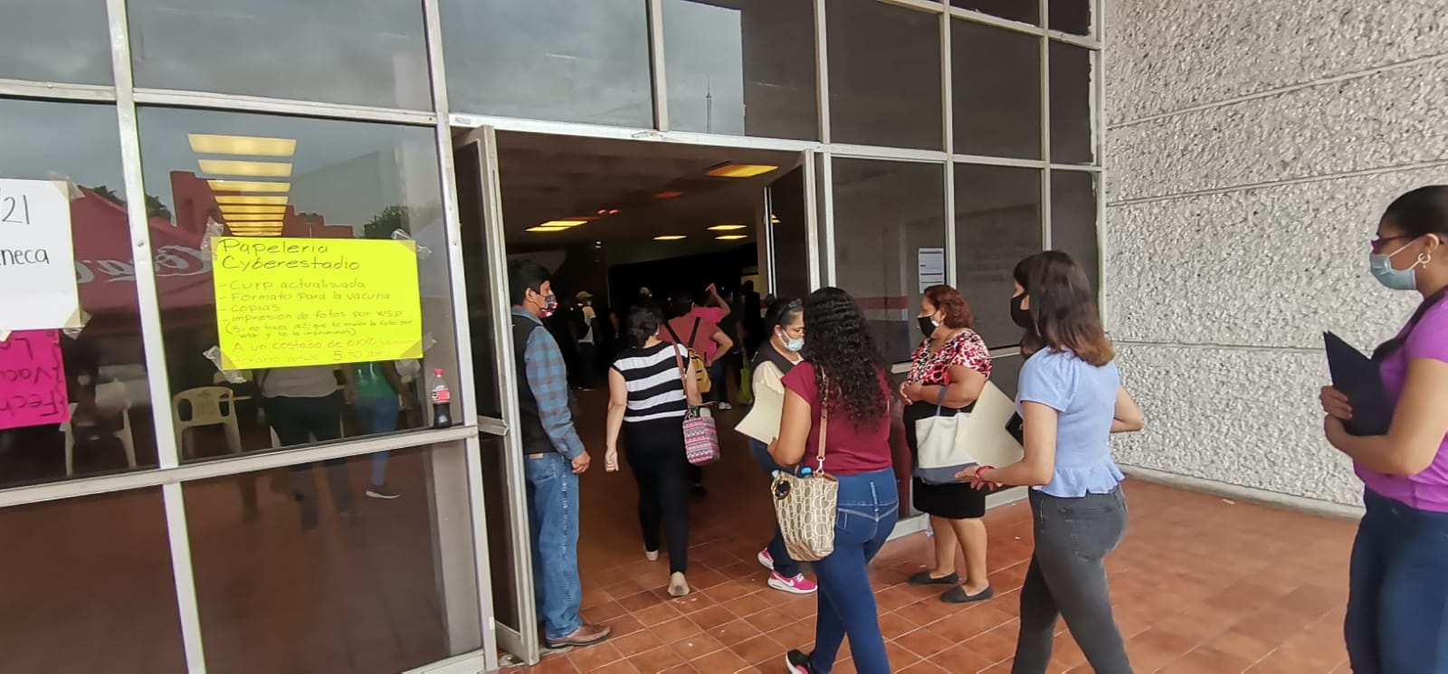 Tras trifulca en jornada de vacunación, prohíben acceso a medios