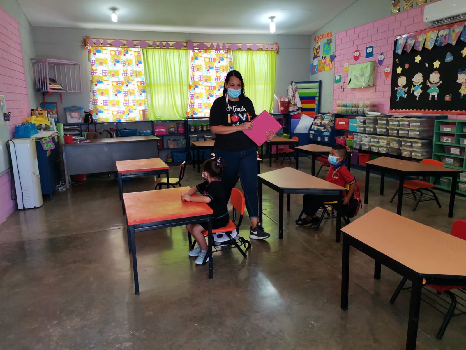 Atenderán a todos los padres en inscripciones de sus hijos