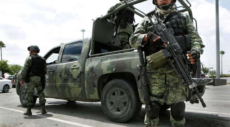 Fuerzas de seguridad impiden ingreso de civiles armados a Coahuila