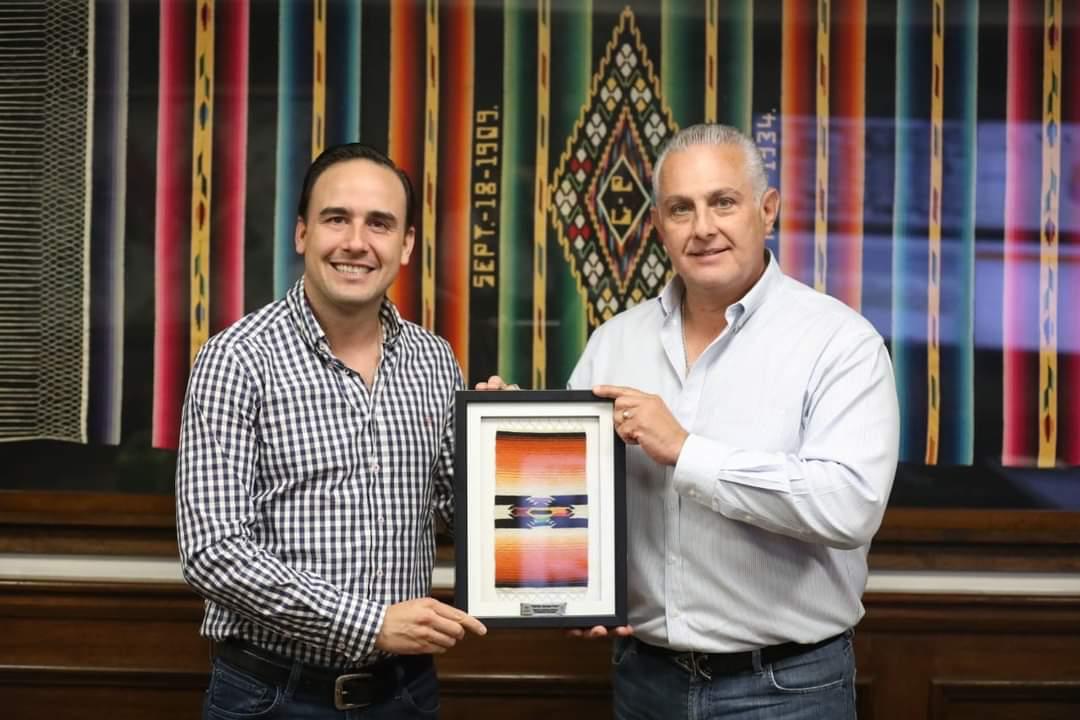 Recibe Manolo al alcalde electo de Torreón para compartir buenas prácticas