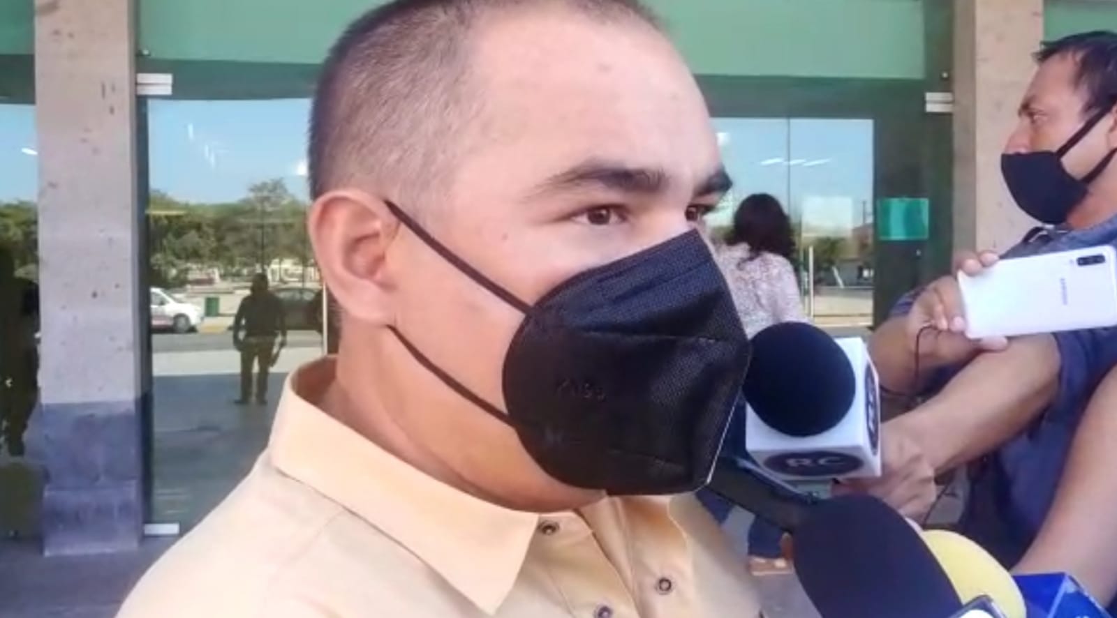 Comercio de Eagle Pass, el que más sufre por cierre de puentes