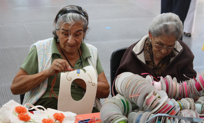 Sombrío, panorama económico para mujeres de la tercera edad