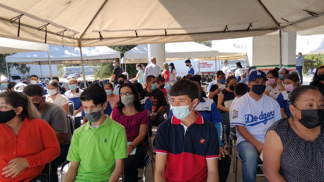 Preparan vacunación para menores con comorbilidades