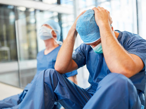 Harán pruebas psicológicas a los médicos encargados de área Covid