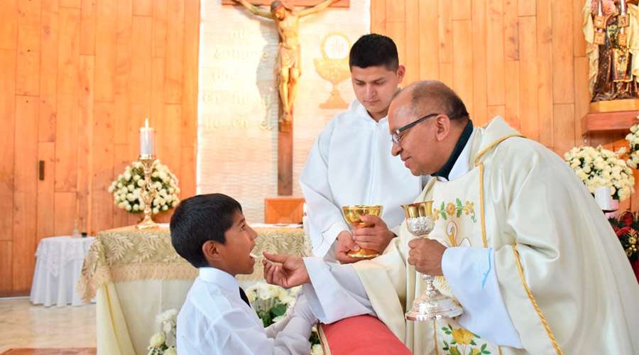 Extienden inscripciones para los cursos de catequesis