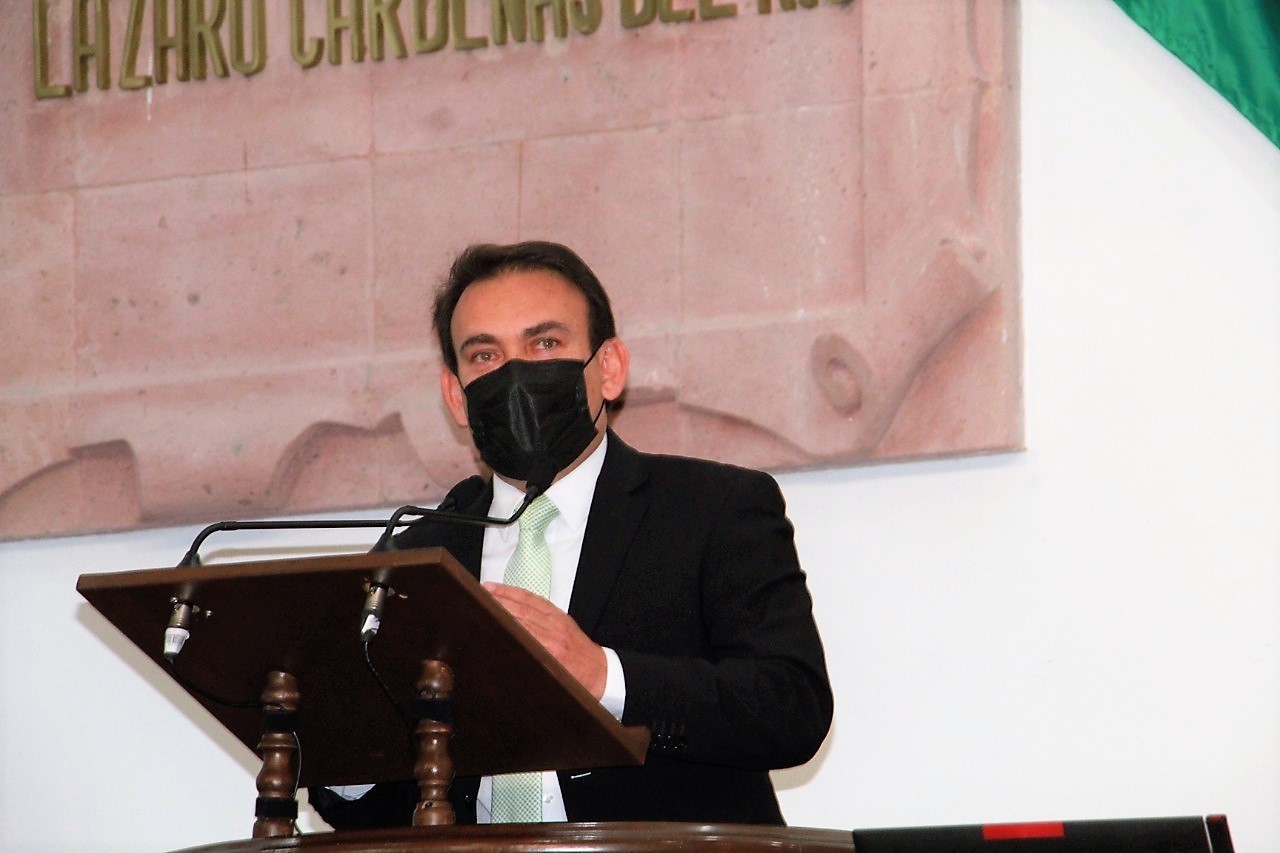 Menores de 18 años tienen derecho a ser vacunados contra  Covid-19