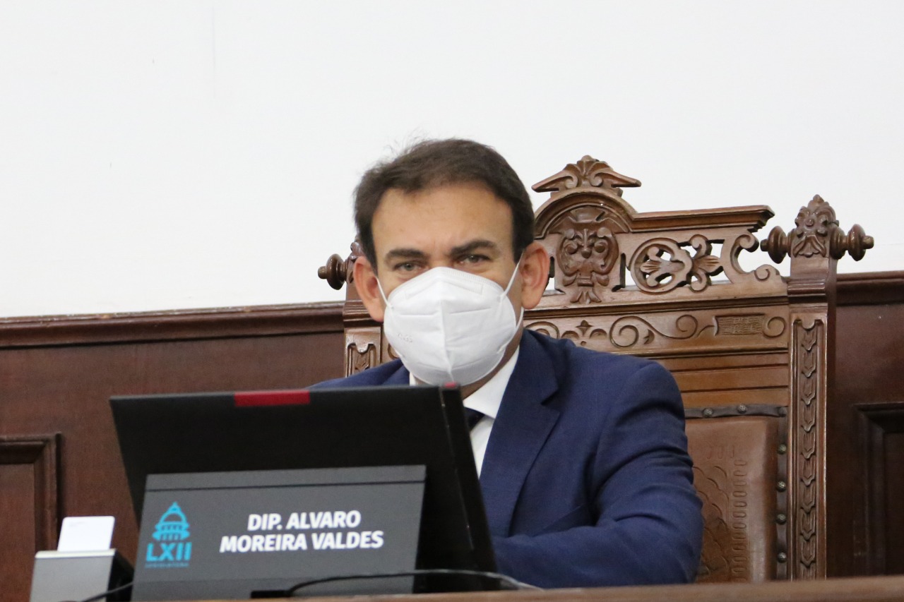 Plantean obligatoriedad permanente de protocolos de salud en escuelas públicas y privadas