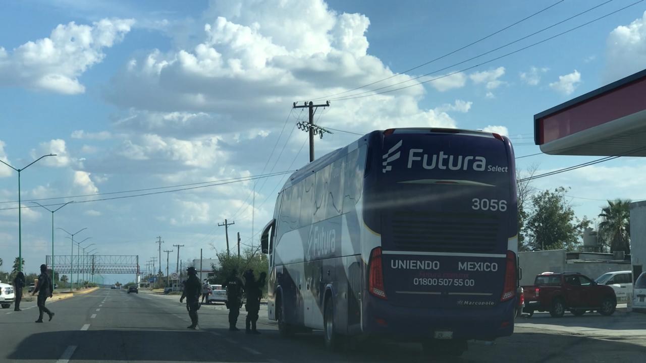 Migrantes pasan por la Región Carbonífera rumbo a la frontera de Acuña