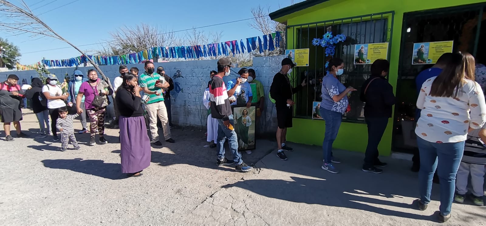 Cerca de 3 mil personas visitan al santo patrono de las causas perdidas
