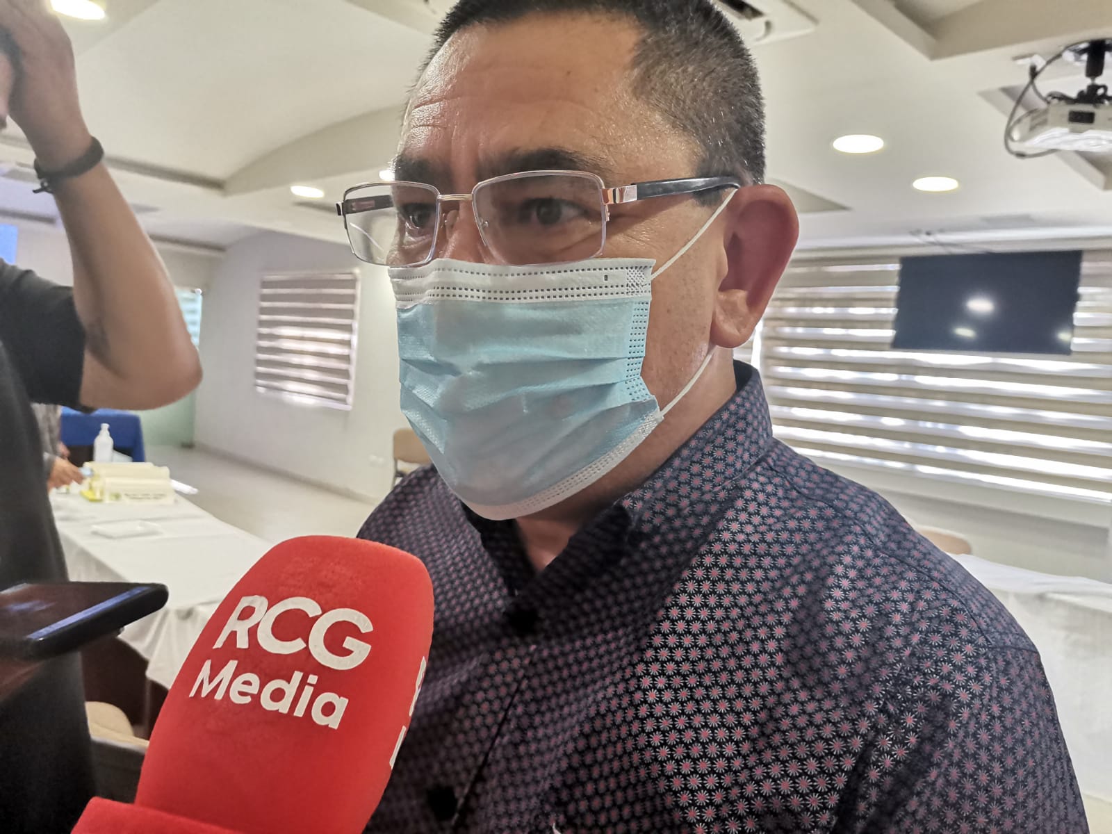 Aplican segunda dosis a población de 18 a 29 años en Canaco Torreón