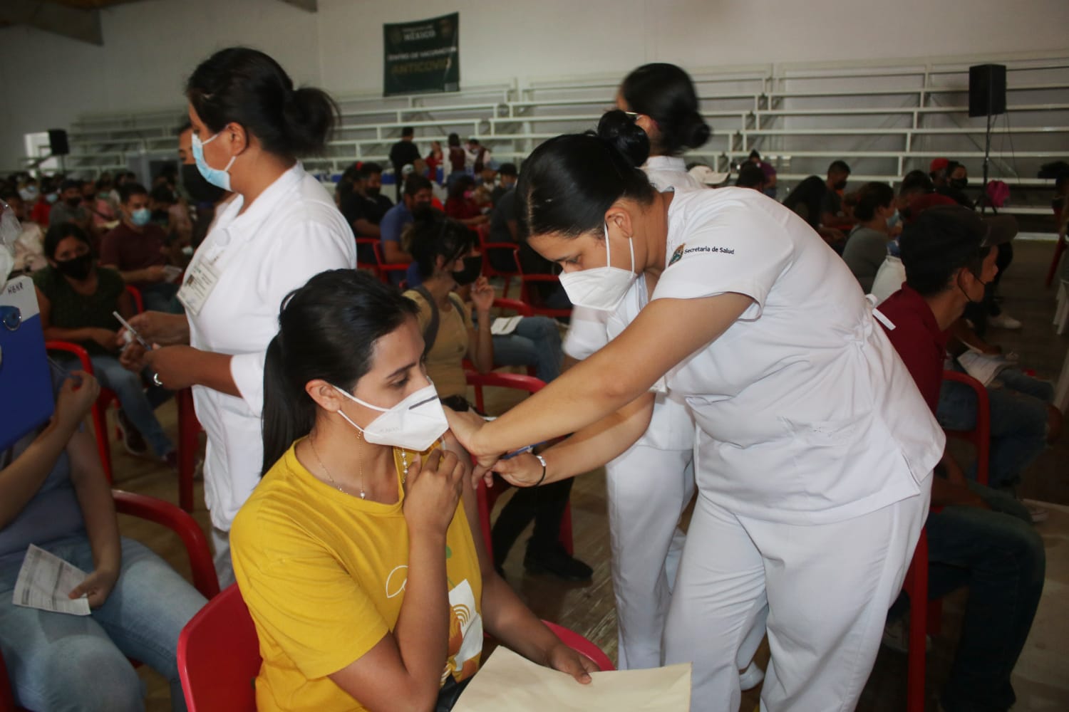 Padres de familia de Monclova y Acuña se amparan para vacunar a sus hijos