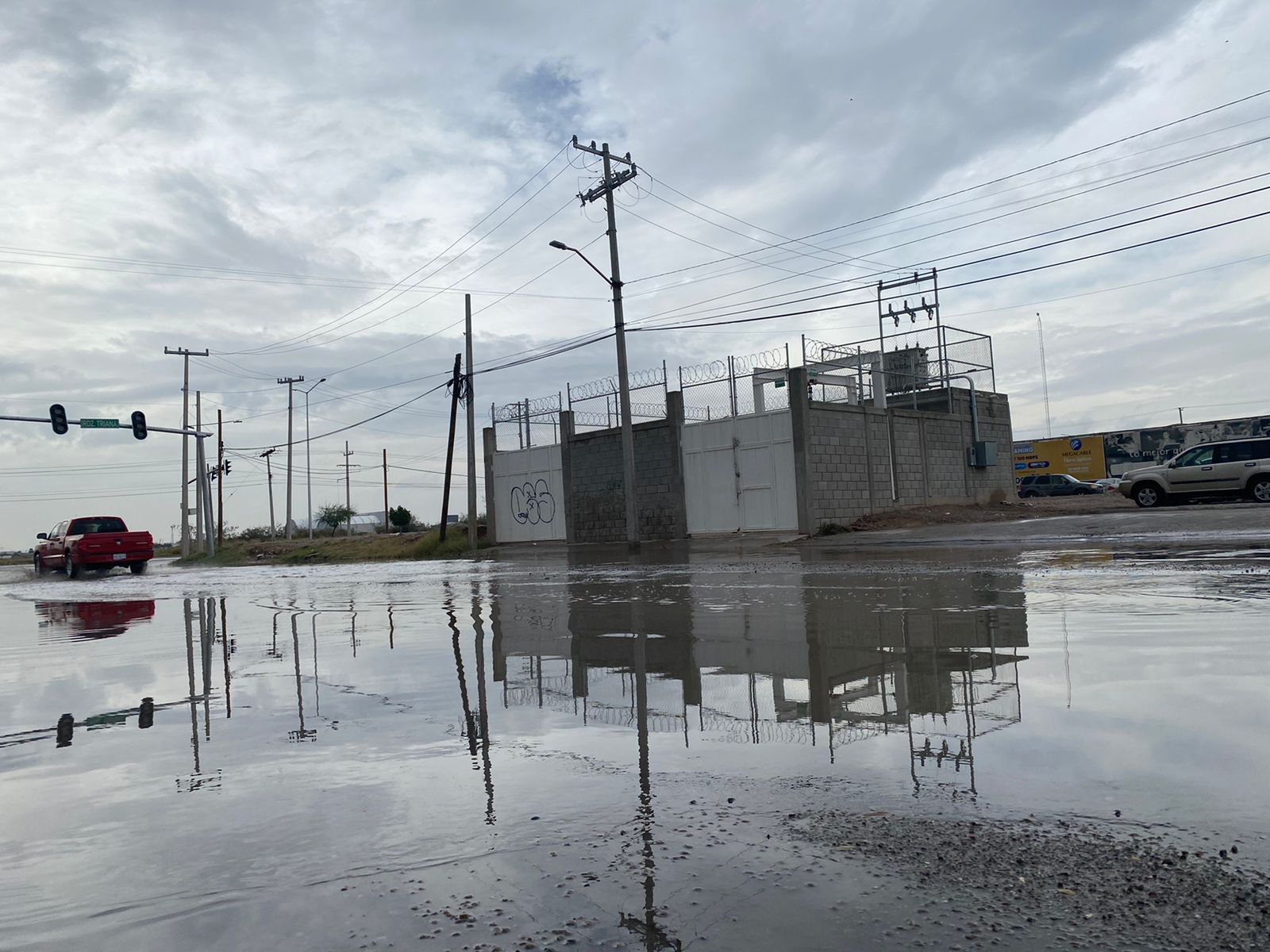 Corta CFE servicio a cárcamo pluvial de Simas por robo de electricidad