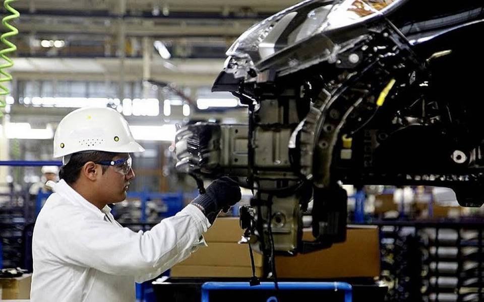 Paros técnicos por falta de chips se extenderían dos años