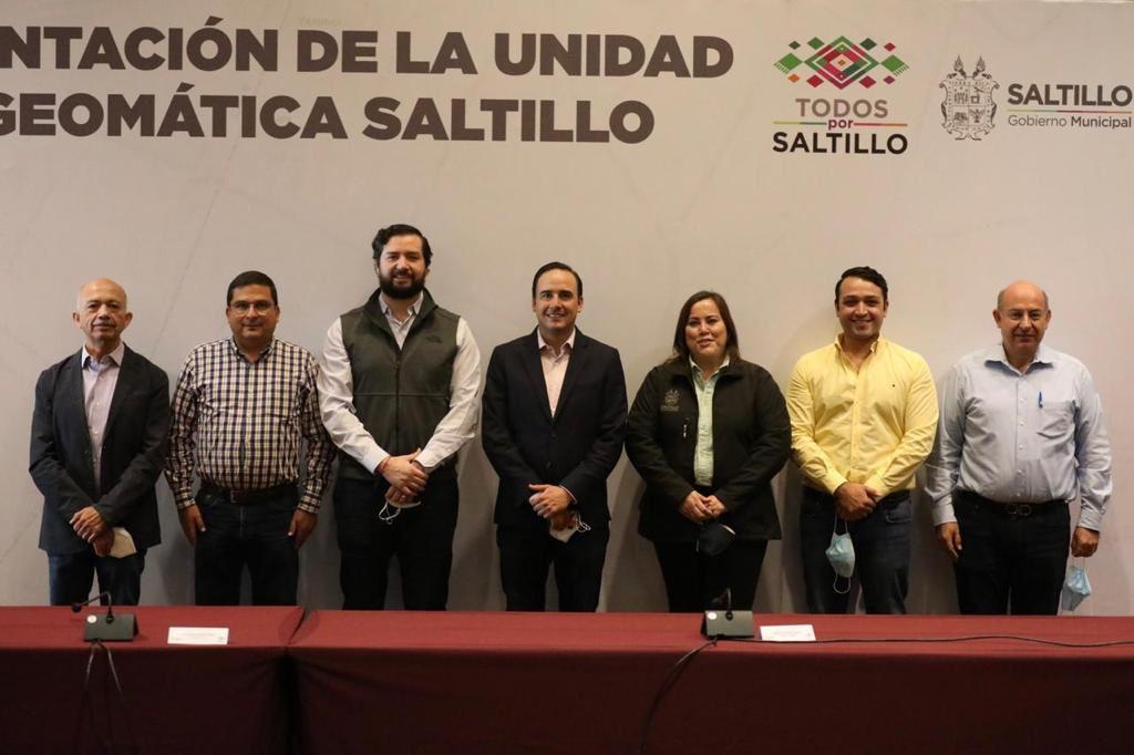Saltillo eficienta trámites con nueva Unidad Geomática: Manolo