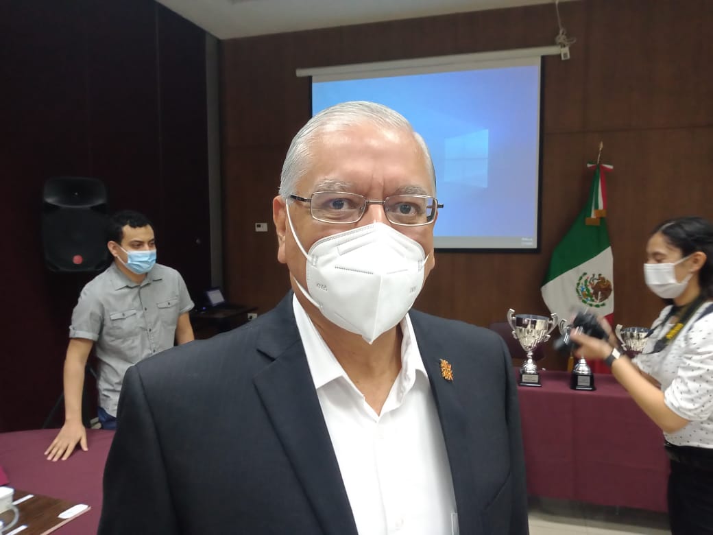 Insisten empresas en comprar vacunas antiCovid