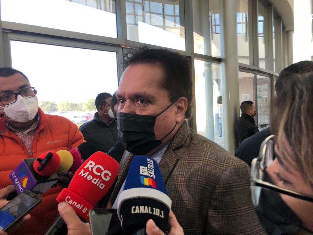 Pide Fiscalía viajar durante el día y revisar su vehículo